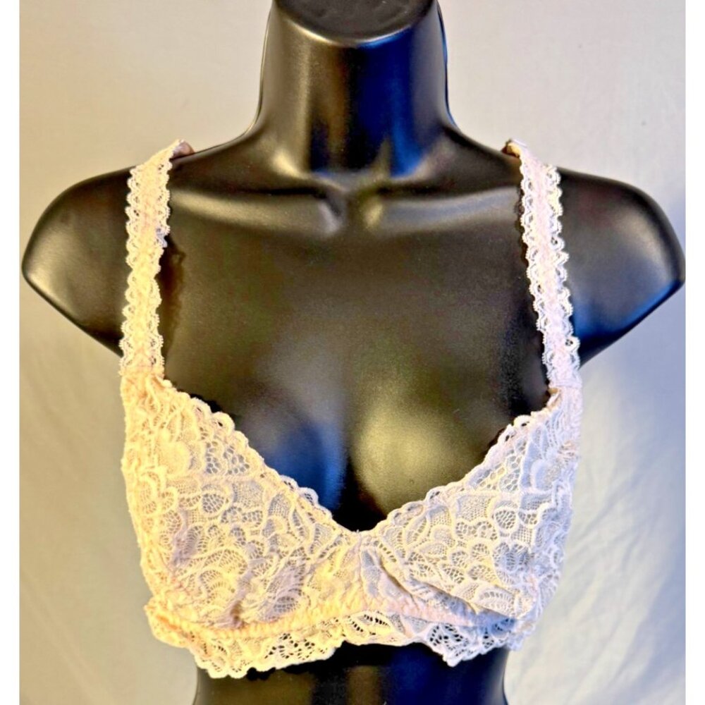 Xhilerations Bra Bralette Crochet Lace L Large Pale Pink Ruffle Girlie Sweet Str